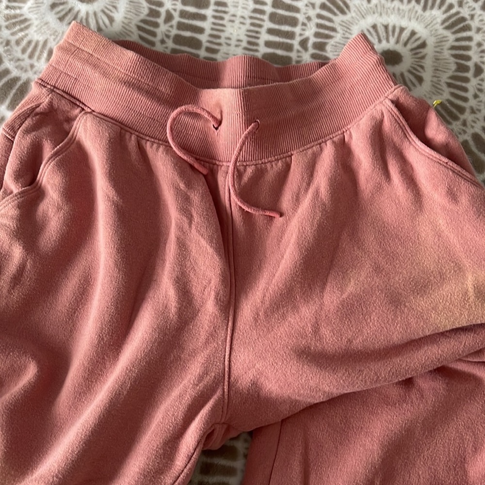 Pink sweatpants - Picture 3 of 4